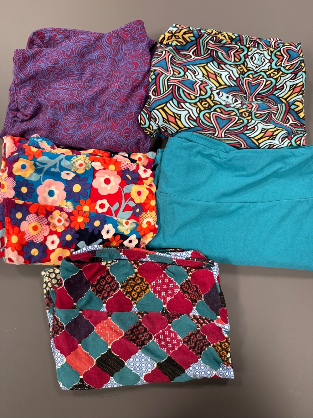 LuLaRoe Tall & Curvy Colorful Patterned Leggings - bundle of 5